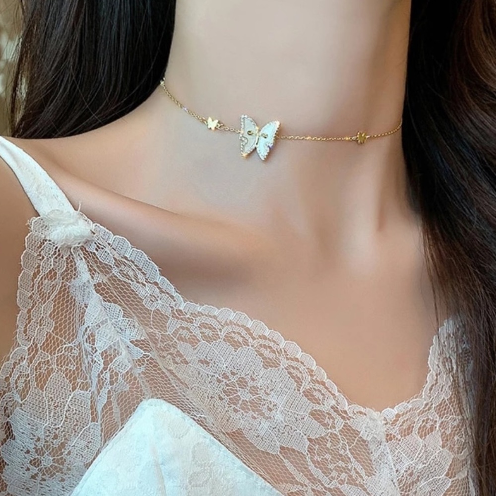NEW 18K GOLD CLAVICLE NECKLACE, NICE NECKLACE, CUTE NECKLACE - Picture 2 of 7
